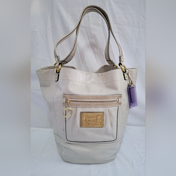 Vintage Coach Poppy Bucket Style Shoulder Bag #14565 - Picture 3 of 11